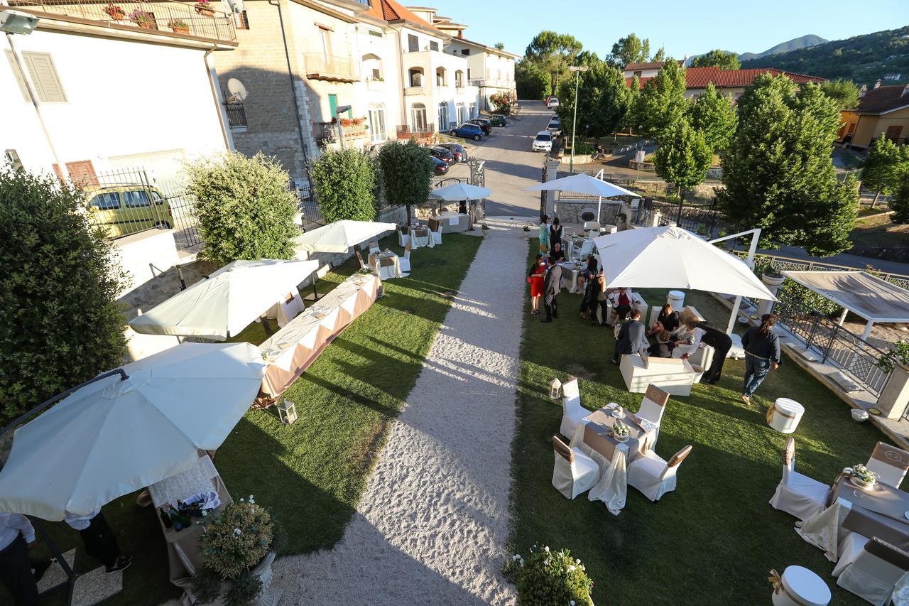 Palazzo Vittoli Bed and Breakfast Castelfranci Exterior foto